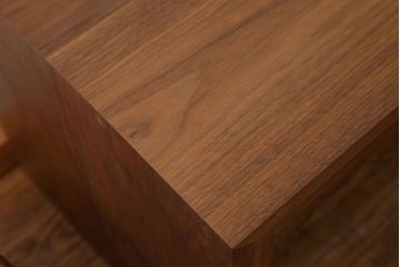 中古　インテリアショップ　リアルスタイル製(Real Style)ウォールナットサイドテーブル(センターテーブル、コンソールテーブル)