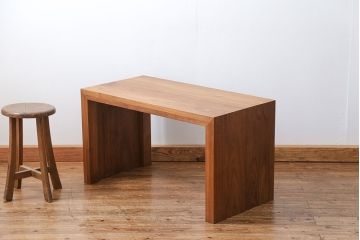 中古　インテリアショップ　リアルスタイル製(Real Style)ウォールナットサイドテーブル(センターテーブル、コンソールテーブル)