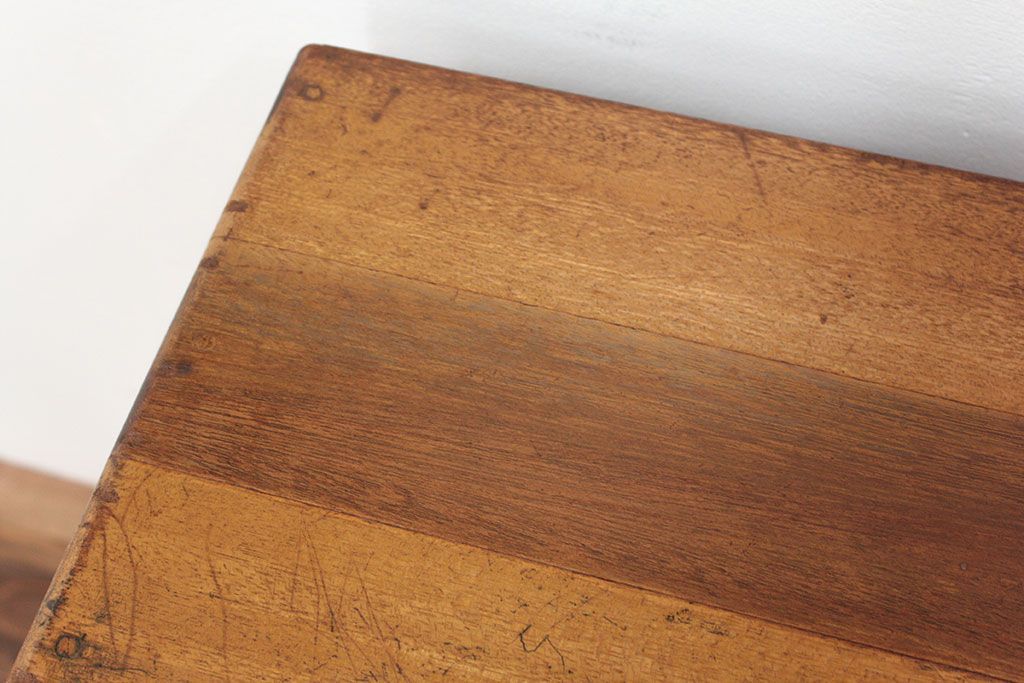 アンティーク家具　アンティーク 使い込まれた味のある7段小引き出し(小物入れ)