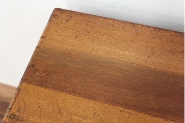 アンティーク家具　アンティーク 使い込まれた味のある7段小引き出し(小物入れ)