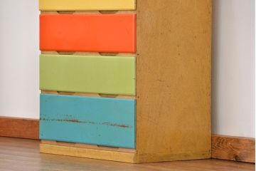 レトロ家具　昭和レトロ 1970年代　ポップなカラーチェスト(ドロワー、引き出し、タンス)