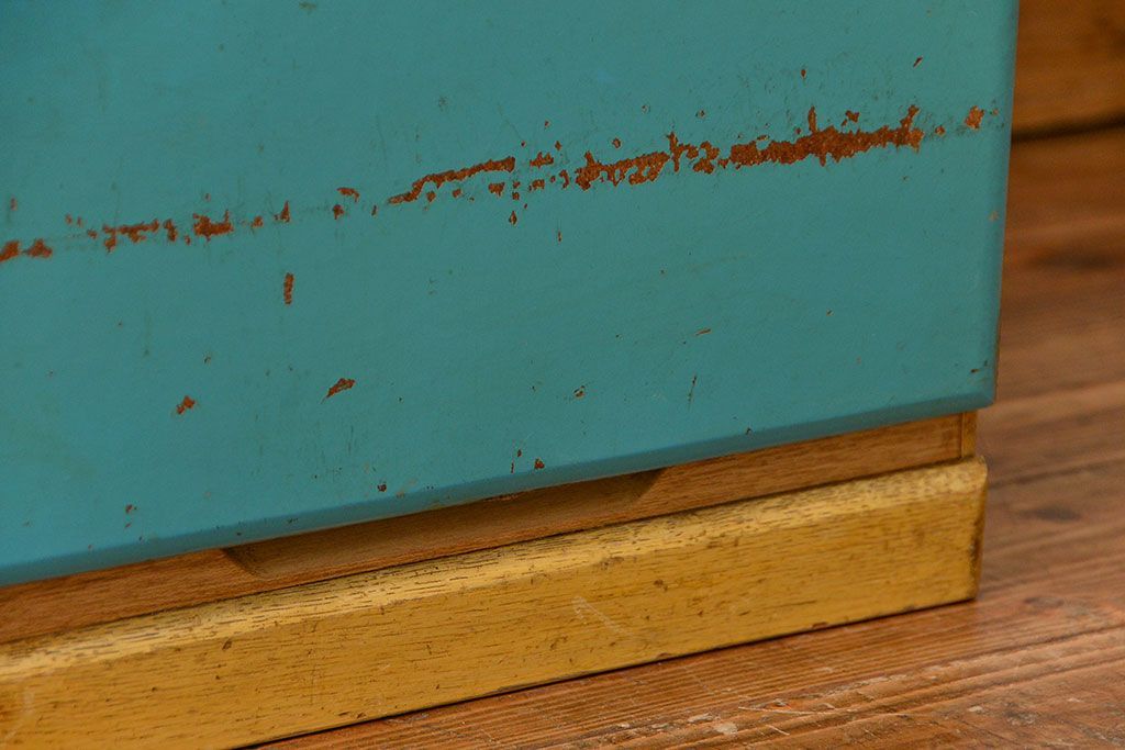 レトロ家具　昭和レトロ 1970年代　ポップなカラーチェスト(ドロワー、引き出し、タンス)