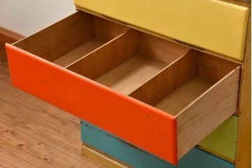レトロ家具　昭和レトロ 1970年代　ポップなカラーチェスト(ドロワー、引き出し、タンス)