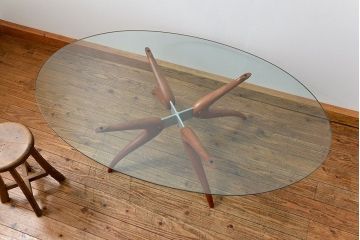 中古　アクタス取扱い　イタリアポラダ(porada)社　リビングテーブル　定価約21万円(センターテーブル)