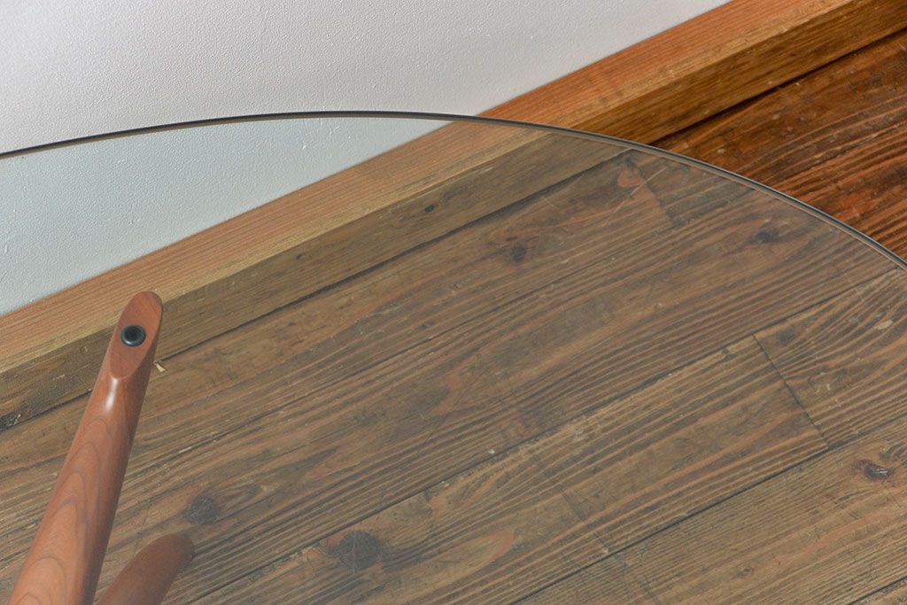 中古　アクタス取扱い　イタリアポラダ(porada)社　リビングテーブル　定価約21万円(センターテーブル)