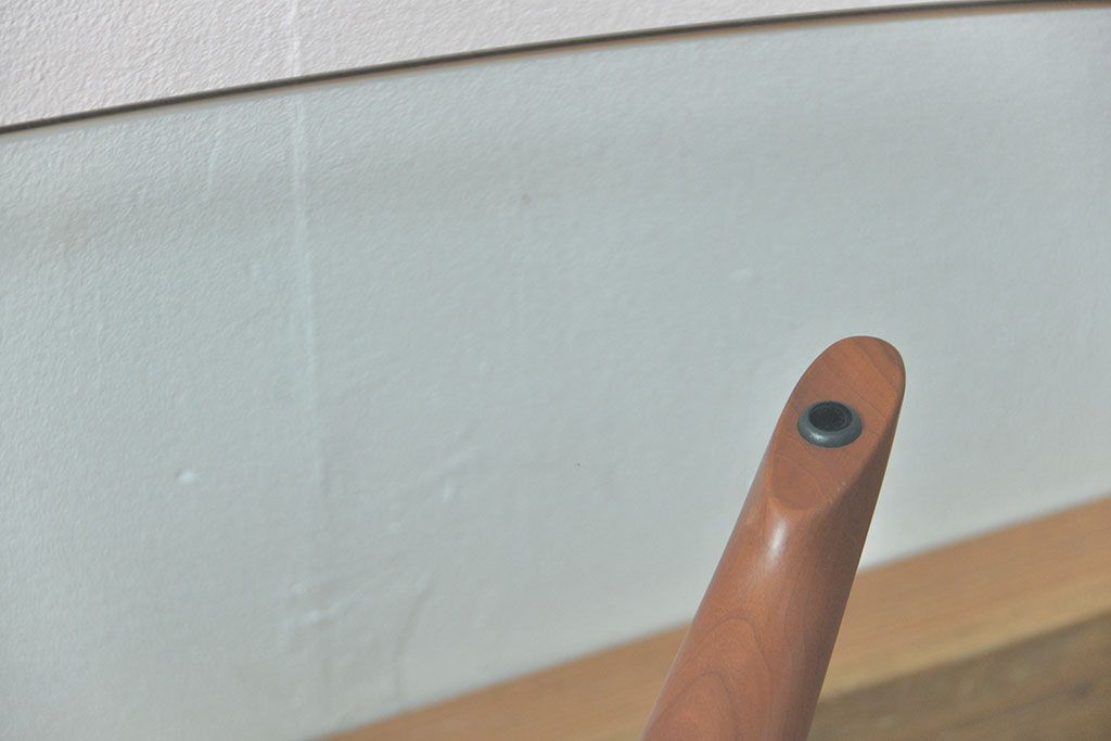 中古　アクタス取扱い　イタリアポラダ(porada)社　リビングテーブル　定価約21万円(センターテーブル)