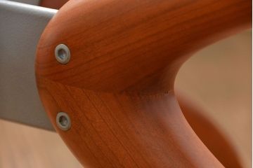 中古　アクタス取扱い　イタリアポラダ(porada)社　リビングテーブル　定価約21万円(センターテーブル)