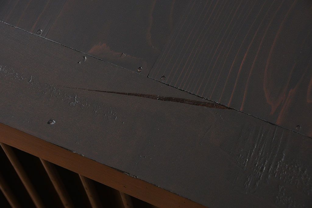 アンティーク家具　古民具・骨董 味わい深い　引き出し付き縦桟引き戸収納箪笥　サイドボード(水屋箪笥、下駄箱)