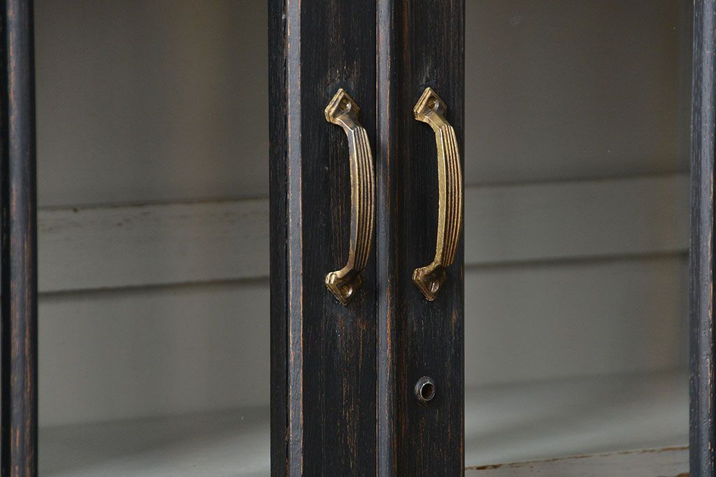 アンティーク家具　アンティークペイント仕上げ　二段重ね食器棚(収納棚)