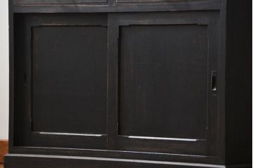 アンティーク家具　アンティークペイント仕上げ　二段重ね食器棚(収納棚)