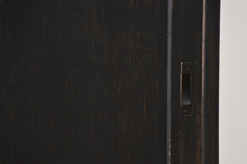 アンティーク家具　アンティークペイント仕上げ　二段重ね食器棚(収納棚)