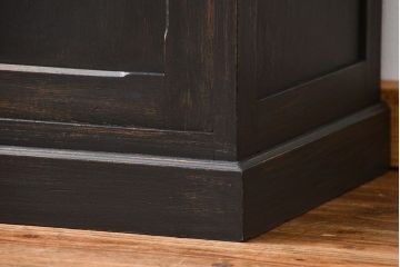 アンティーク家具　アンティークペイント仕上げ　二段重ね食器棚(収納棚)