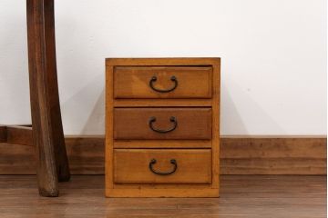 レトロ家具　昭和レトロ 古い木の三段小引き出し