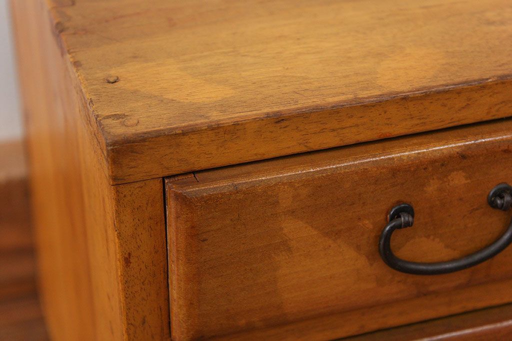レトロ家具　昭和レトロ 古い木の三段小引き出し