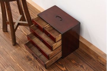 アンティーク家具　古民具・骨董 前面欅材の5杯小引き出し