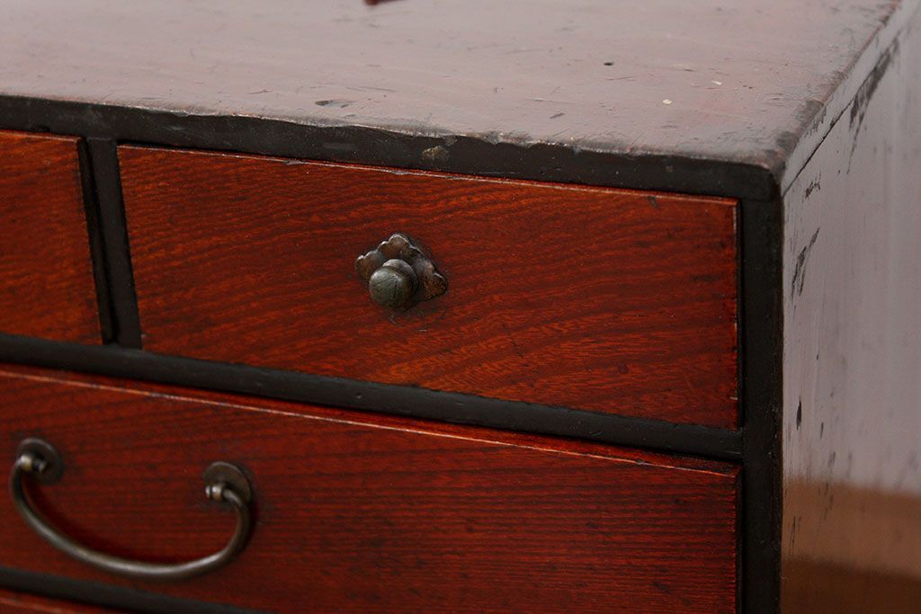 アンティーク家具　古民具・骨董 前面欅材の5杯小引き出し