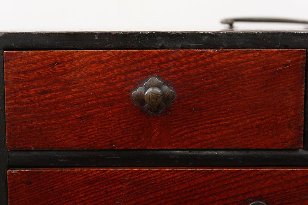 アンティーク家具　古民具・骨董 前面欅材の5杯小引き出し