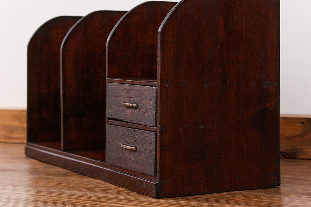 アンティーク家具　アンティーク 古い木の引き出し付き本立て