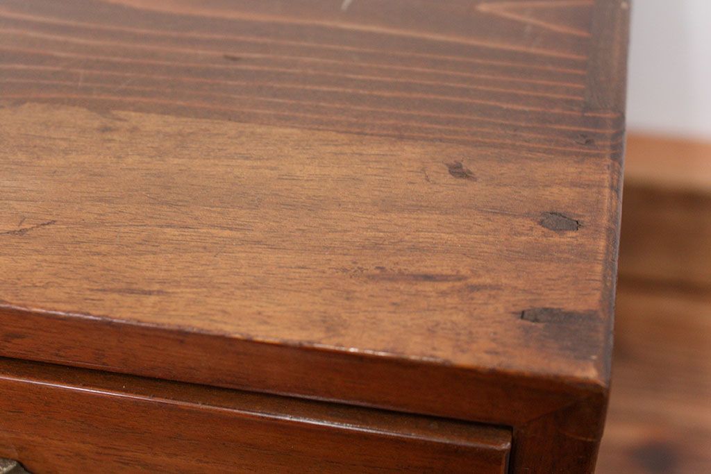 レトロ家具　昭和レトロ 引き出し3杯のアンティーク小引き出し　