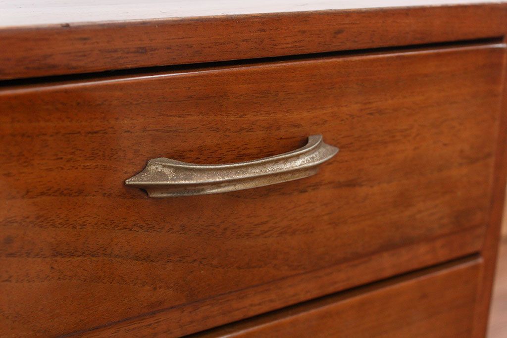 レトロ家具　昭和レトロ 引き出し3杯のアンティーク小引き出し　