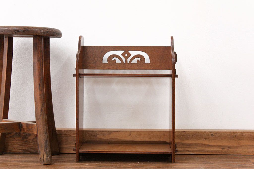 アンティーク家具　アンティーク 古いナラ材の上質な本立て