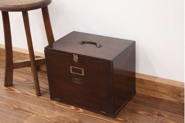 レトロ家具　昭和レトロ 珍品　歯医者さんの古い往診箱(小引き出し)
