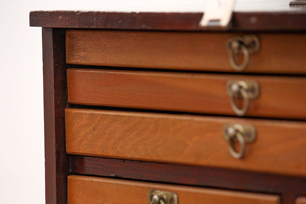 レトロ家具　昭和レトロ 珍品　歯医者さんの古い往診箱(小引き出し)