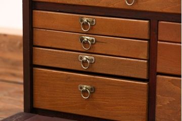 レトロ家具　昭和レトロ 珍品　歯医者さんの古い往診箱(小引き出し)