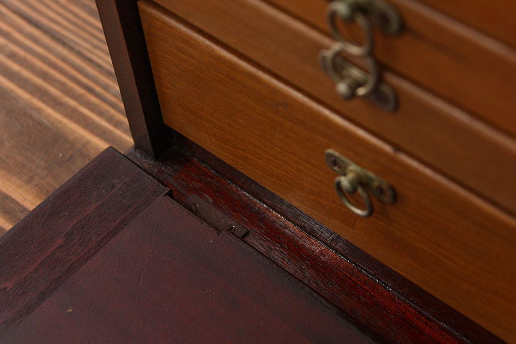 レトロ家具　昭和レトロ 珍品　歯医者さんの古い往診箱(小引き出し)