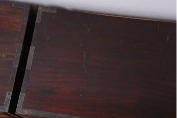 アンティーク家具　古民具・骨董 観音開き戸付きの変わり型　前面欅材佐渡箪笥(八幡箪笥)
