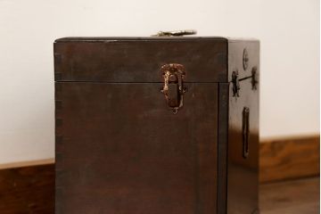 アンティーク家具　アンティーク 歯医者さんの古い往診箱(小引き出し、裁縫箱)
