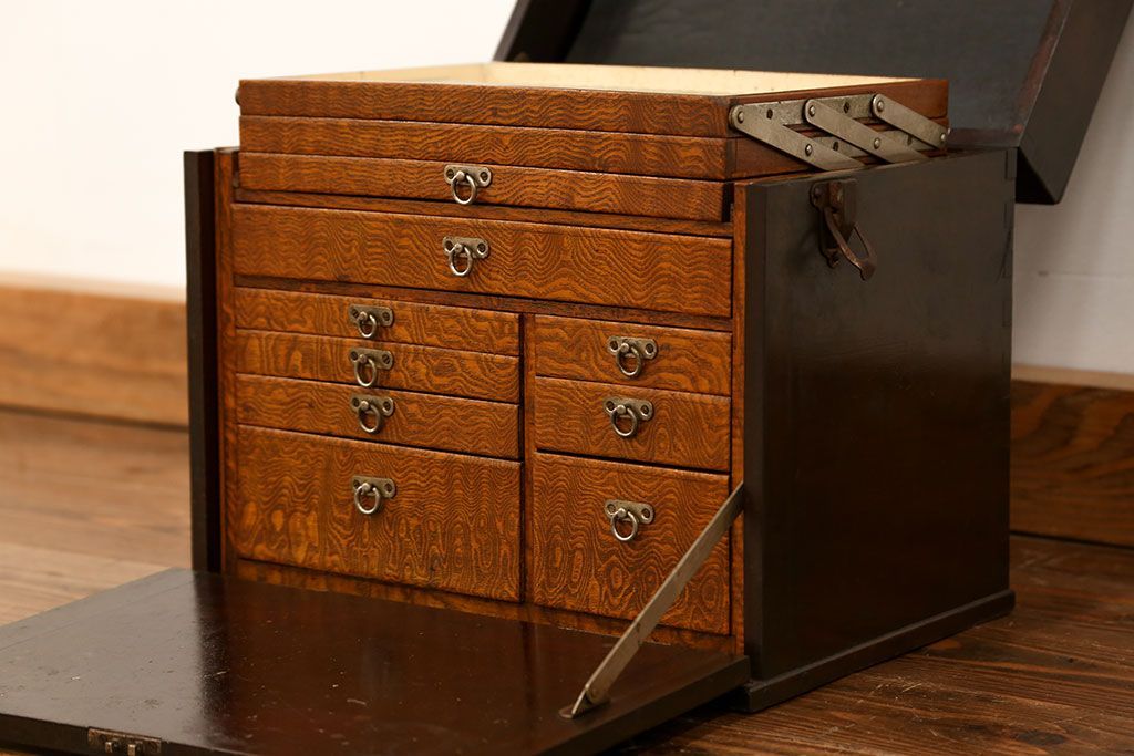 アンティーク家具　アンティーク 歯医者さんの古い往診箱(小引き出し、裁縫箱)