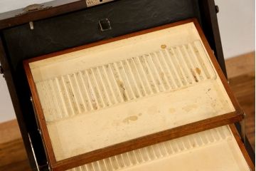 アンティーク家具　アンティーク 歯医者さんの古い往診箱(小引き出し、裁縫箱)