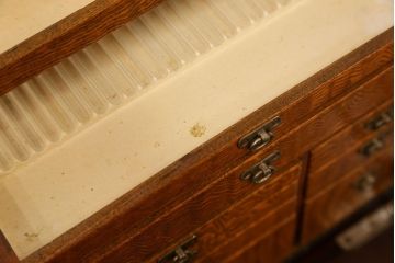 アンティーク家具　アンティーク 歯医者さんの古い往診箱(小引き出し、裁縫箱)