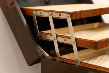 アンティーク家具　アンティーク 歯医者さんの古い往診箱(小引き出し、裁縫箱)