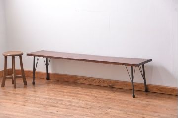 アンティーク家具　アンティーク 天板一枚板　使い込まれた古材天板の鉄脚センターテーブル(3)