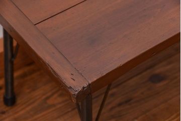 アンティーク家具　アンティーク 使い込まれた古材天板の鉄脚センターテーブル(1)(机、ベンチ、長椅子)