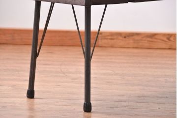 アンティーク家具　アンティーク 使い込まれた古材天板の鉄脚センターテーブル(2)(机、ベンチ、長椅子)