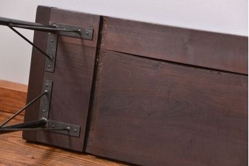アンティーク家具　アンティーク 使い込まれた古材天板の鉄脚センターテーブル(2)(机、ベンチ、長椅子)