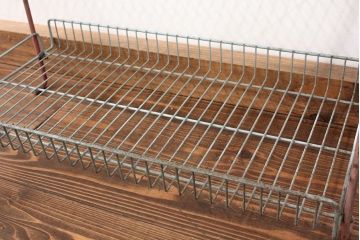 レトロ家具　昭和レトロ 古い商店の小さなアイアンラック(飾り棚、陳列棚)