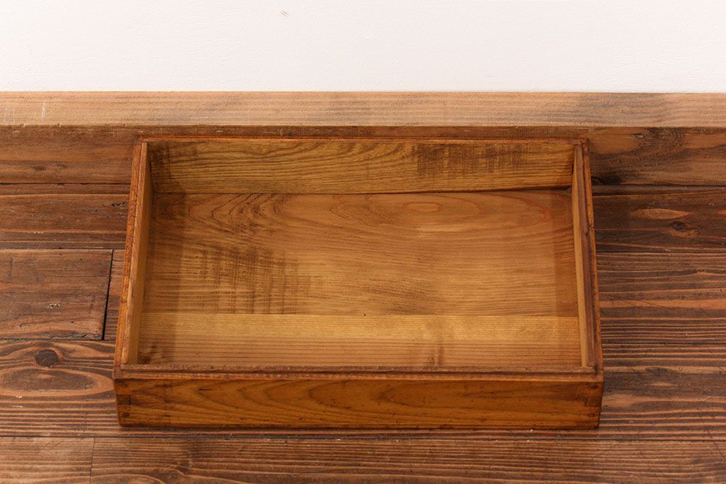 アンティーク家具　アンティーク 古い木のコレクションボックス(ガラスケース、ショーケース)