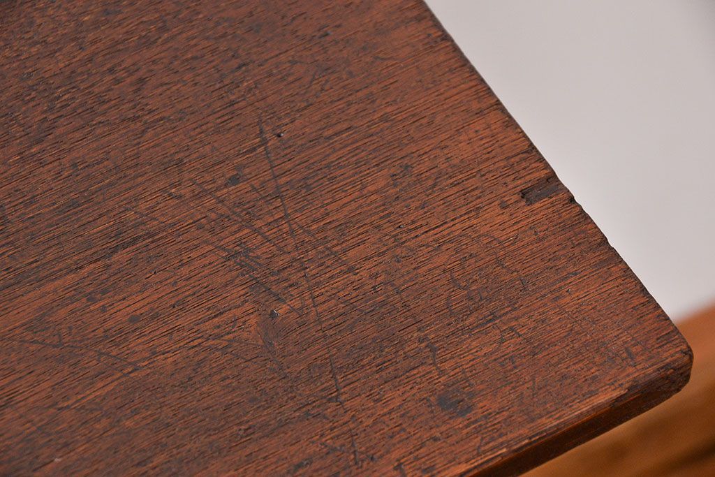 レトロ家具　昭和レトロ 古い木のシンプルなサイドテーブル(コンソールテーブル、机、作業台)