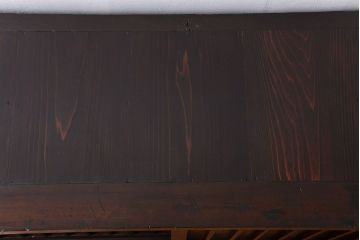 アンティーク家具　古民具・骨董 味わい深い縦桟引き戸の収納箪笥　サイドボード(下駄箱、水屋箪笥)