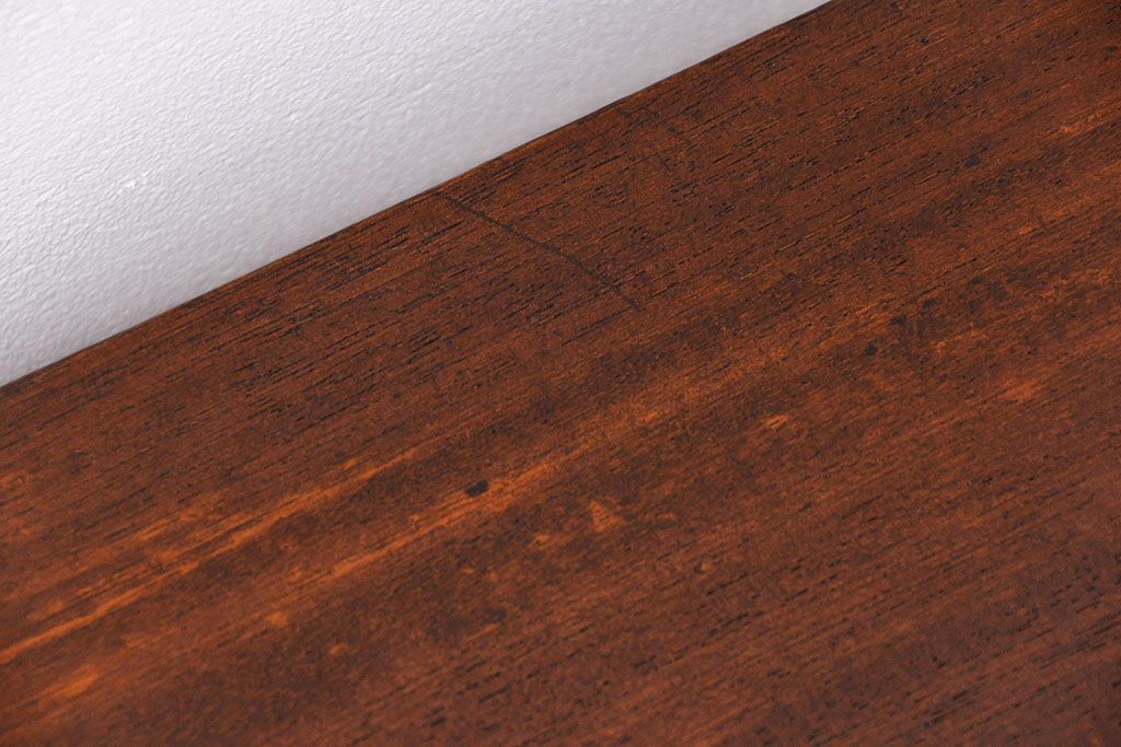 アンティーク家具　アンティーク 古いタバコ屋の小振りな横長ガラスケース(収納棚、ローボード、飾り棚)