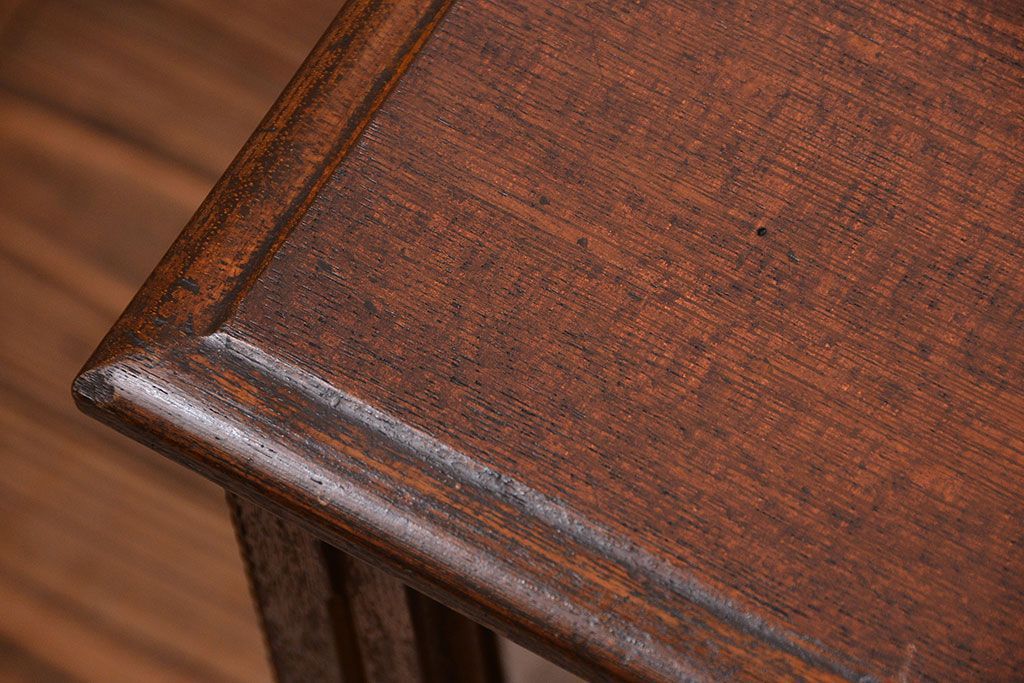 アンティーク家具　アンティーク 古いタバコ屋の小振りな横長ガラスケース(収納棚、ローボード、飾り棚)