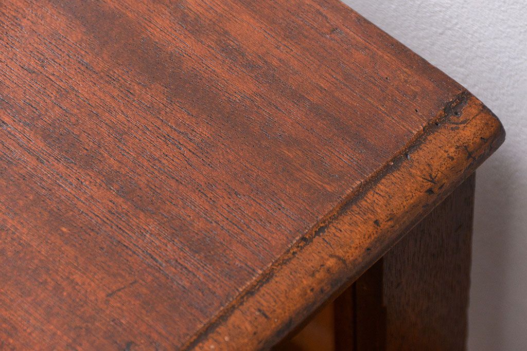 アンティーク家具　アンティーク 古いタバコ屋の小振りな横長ガラスケース(収納棚、ローボード、飾り棚)