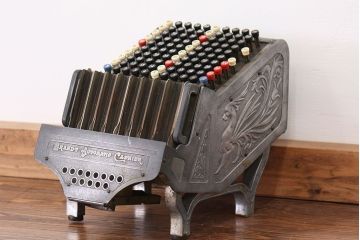 アンティーク雑貨　ジャンク品 アンティーク ブラント社製 小ぶりなキャッシャー(レジスター)