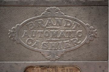 アンティーク雑貨　ジャンク品 アンティーク ブラント社製 小ぶりなキャッシャー(レジスター)