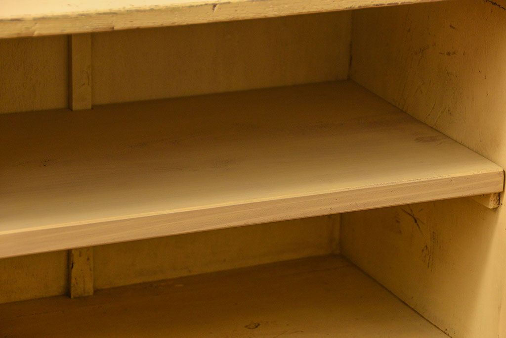 アンティーク家具　アンティークペイント　小さな飾り棚(収納棚)