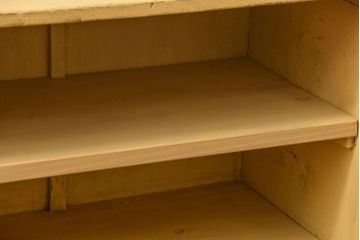 アンティーク家具　アンティークペイント　小さな飾り棚(収納棚)